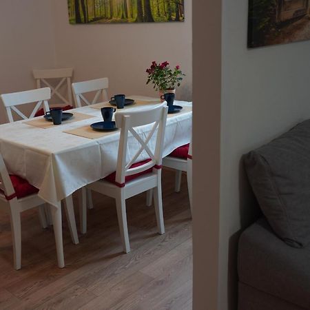 Hinterweidenthal Pension - Gaestehaus Zum Pfaelzerwald מראה חיצוני תמונה