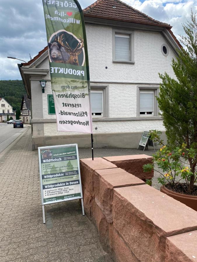 Hinterweidenthal Pension - Gaestehaus Zum Pfaelzerwald מראה חיצוני תמונה