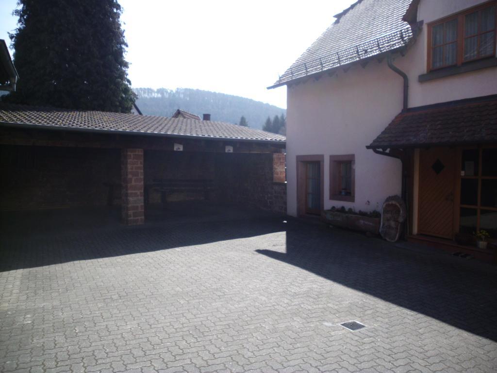 Hinterweidenthal Pension - Gaestehaus Zum Pfaelzerwald מראה חיצוני תמונה