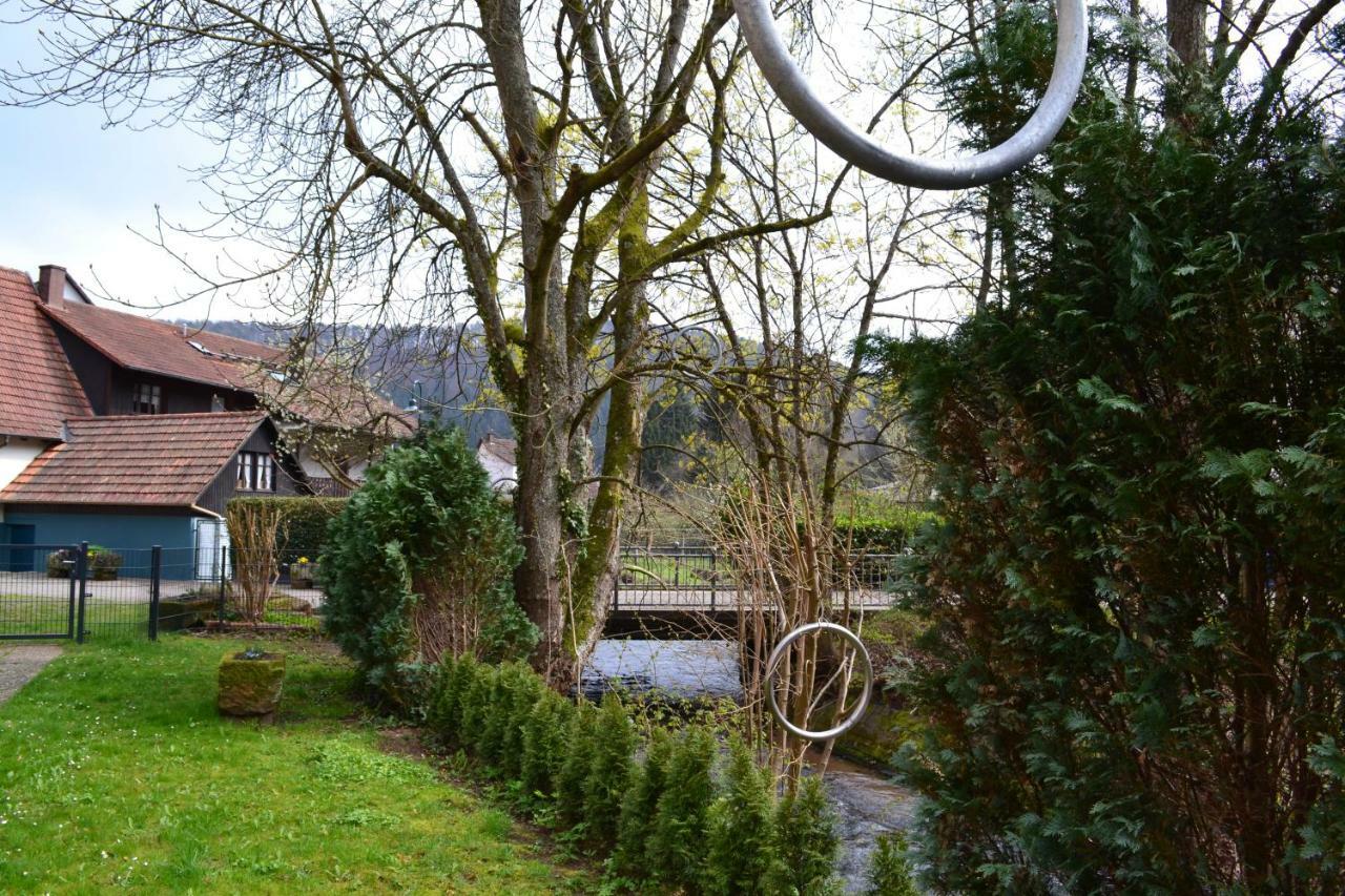 Hinterweidenthal Pension - Gaestehaus Zum Pfaelzerwald מראה חיצוני תמונה