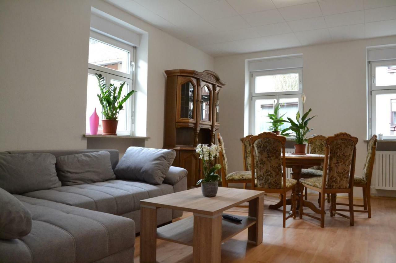 Hinterweidenthal Pension - Gaestehaus Zum Pfaelzerwald מראה חיצוני תמונה